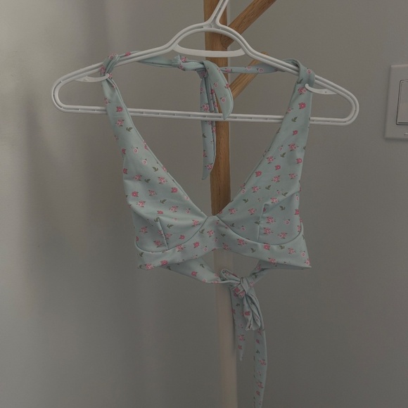 Hoaka Swimwear Triangle Bikini Top | Size M - Picture 2 of 5